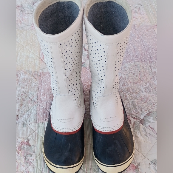 Sorel Sorelli Tall Waterproof Winter Boots White Black Quilted Leather Women 8 ❄ - Picture 9 of 16